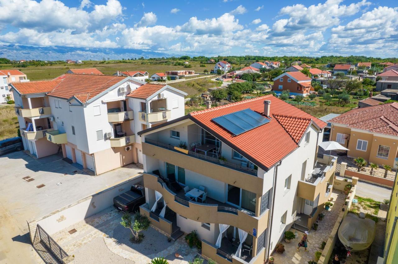Apartments Nella Privlaka  Bagian luar foto