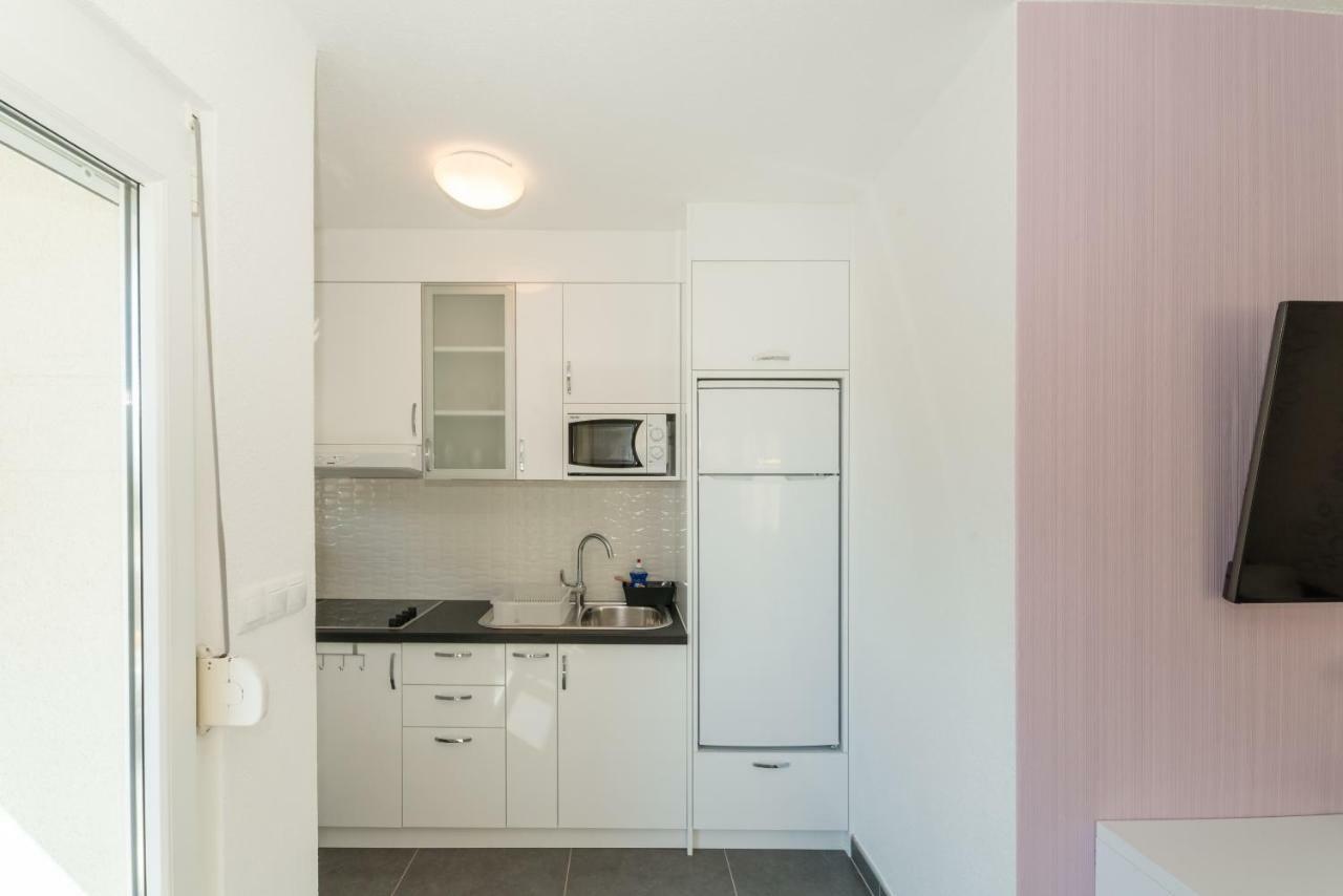 Apartments Nella Privlaka  Bagian luar foto